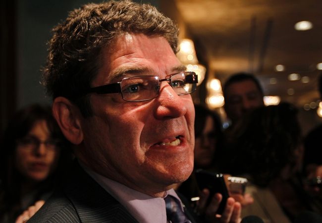 Pierre Paquette a le soutien de Pauline Marois