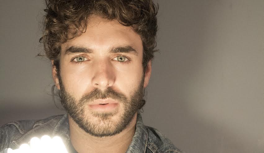 Le chanteur Alex Nevsky est de passage à Joliette 