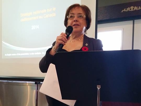 Francine Raynault partage sa stratégie nationale sur le vieillissement au Canada