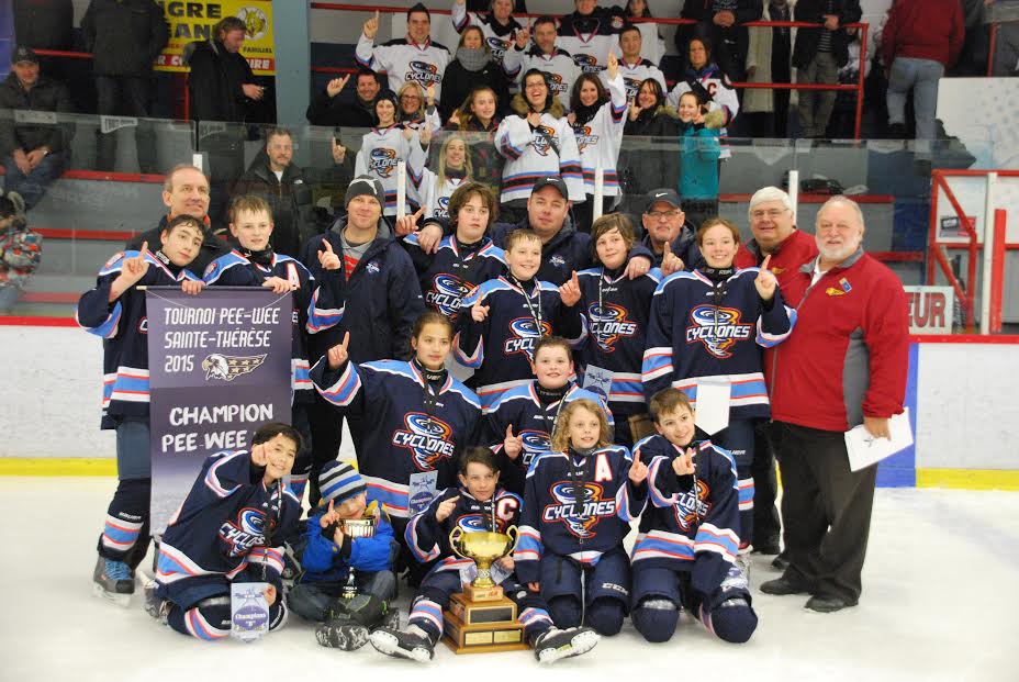 Les Cyclones champions à Sainte-Thérèse