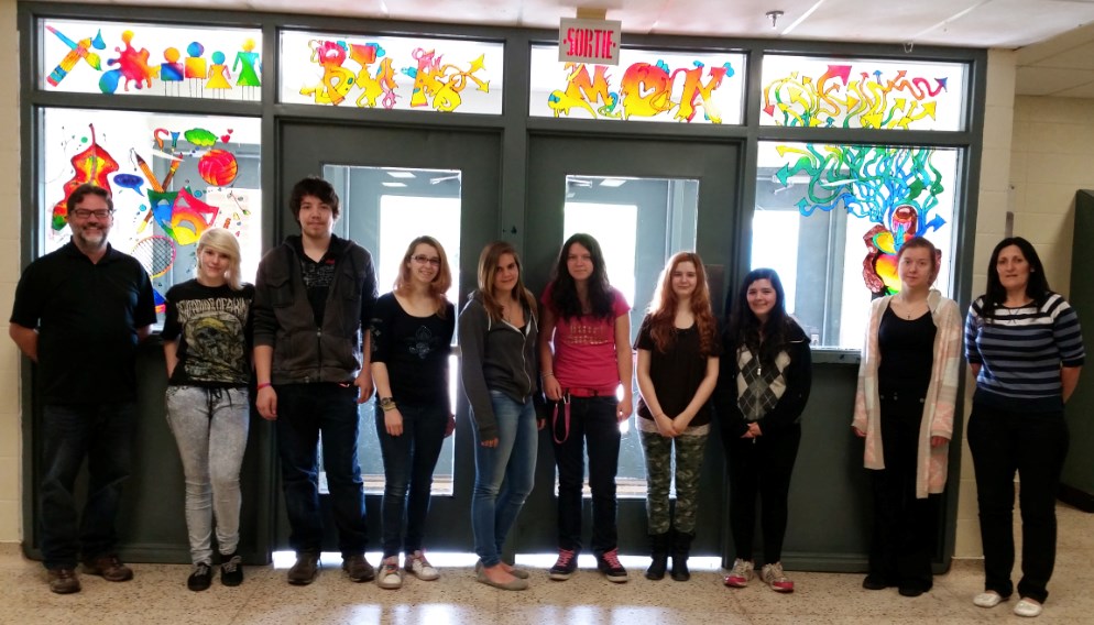 Les élèves de Bermon exposent leurs vitraux dans le cadre de Polyval'art