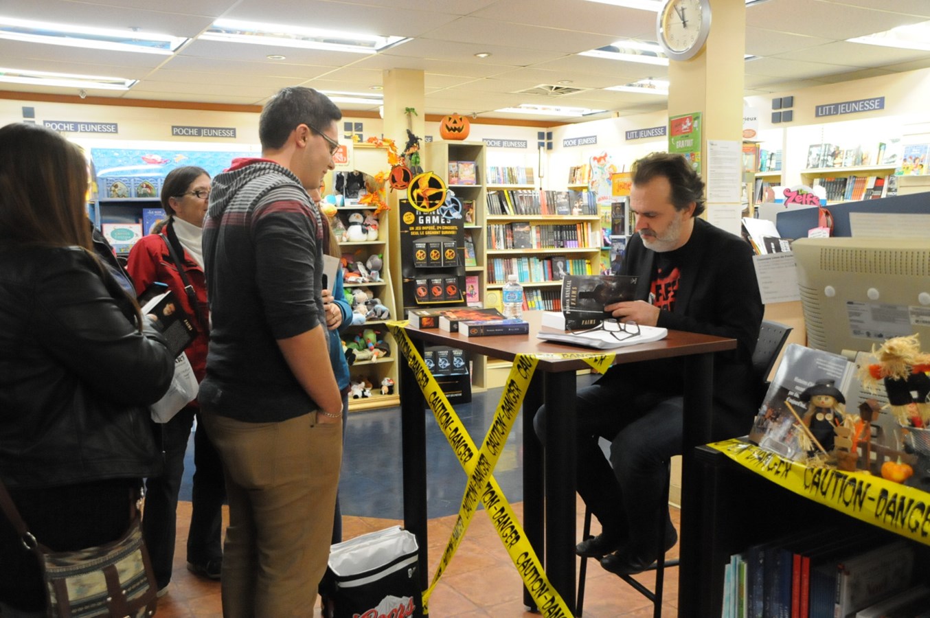 Patrick Sénécal de passage à la librairie Martin de Joliette