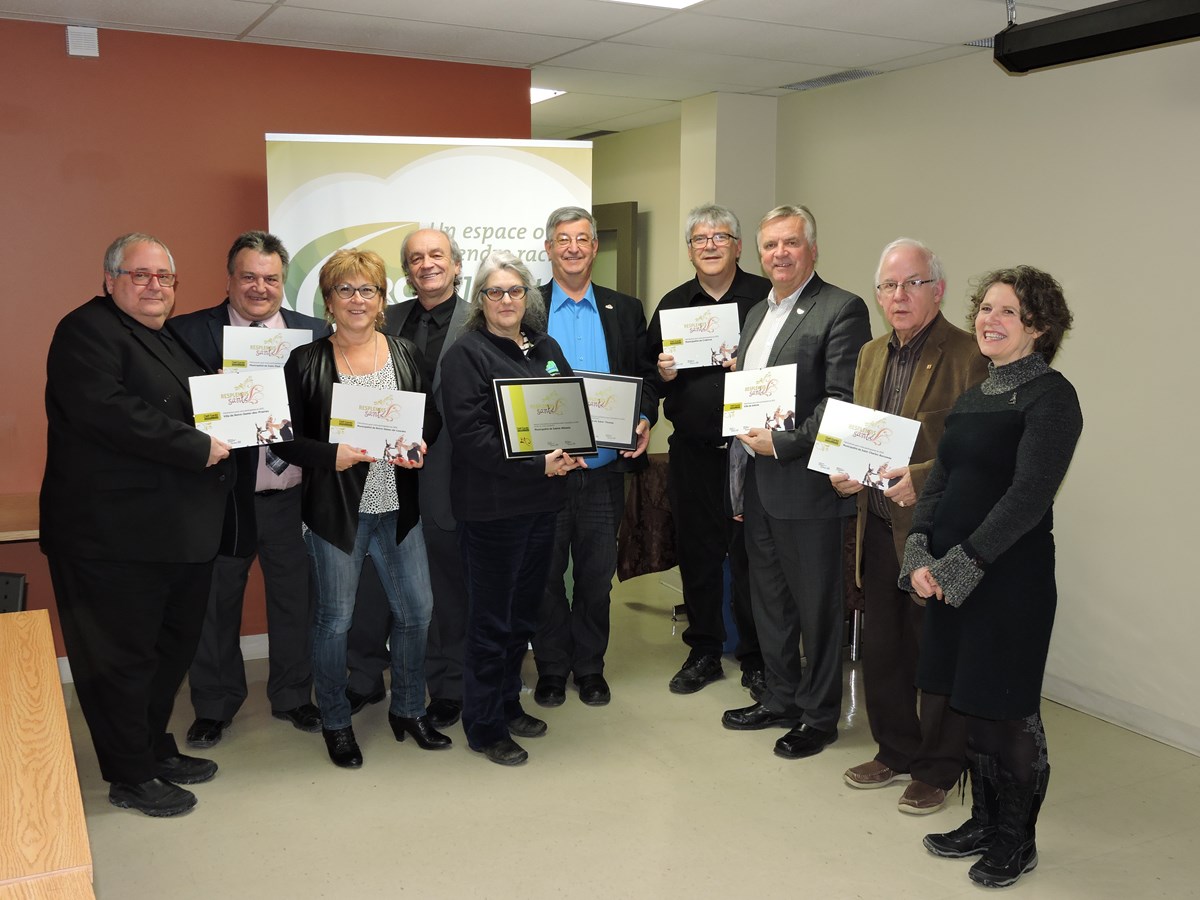 Remise des prix Défi Santé 5/30 Équilibre pour le volet Municipalités et familles 2015
