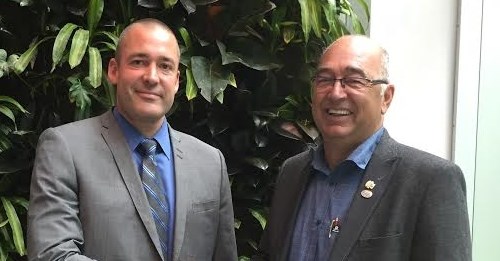 Éric Desaulniers, président et chef de la direction de Entreprises minières Nouveau Monde et Réjean Gouin, maire de St-Michel-des-Saints