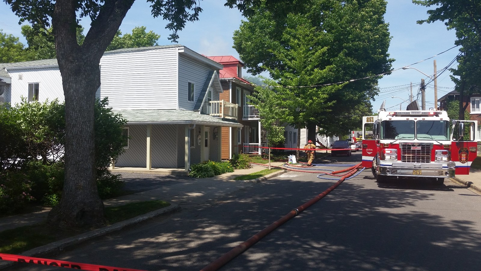 Immeuble endommagé par un incendie à Joliette