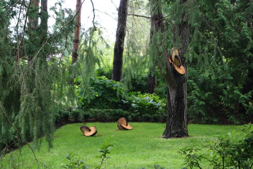 Les sculptures de Benoit Richard dans les jardins de la Maison Antoine-Lacombe