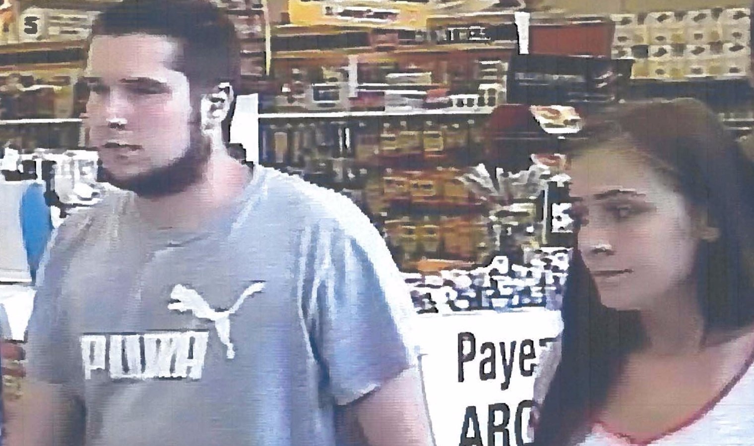 Utilisation frauduleuse d’une carte de crédit à Joliette - Suspects à identifier 