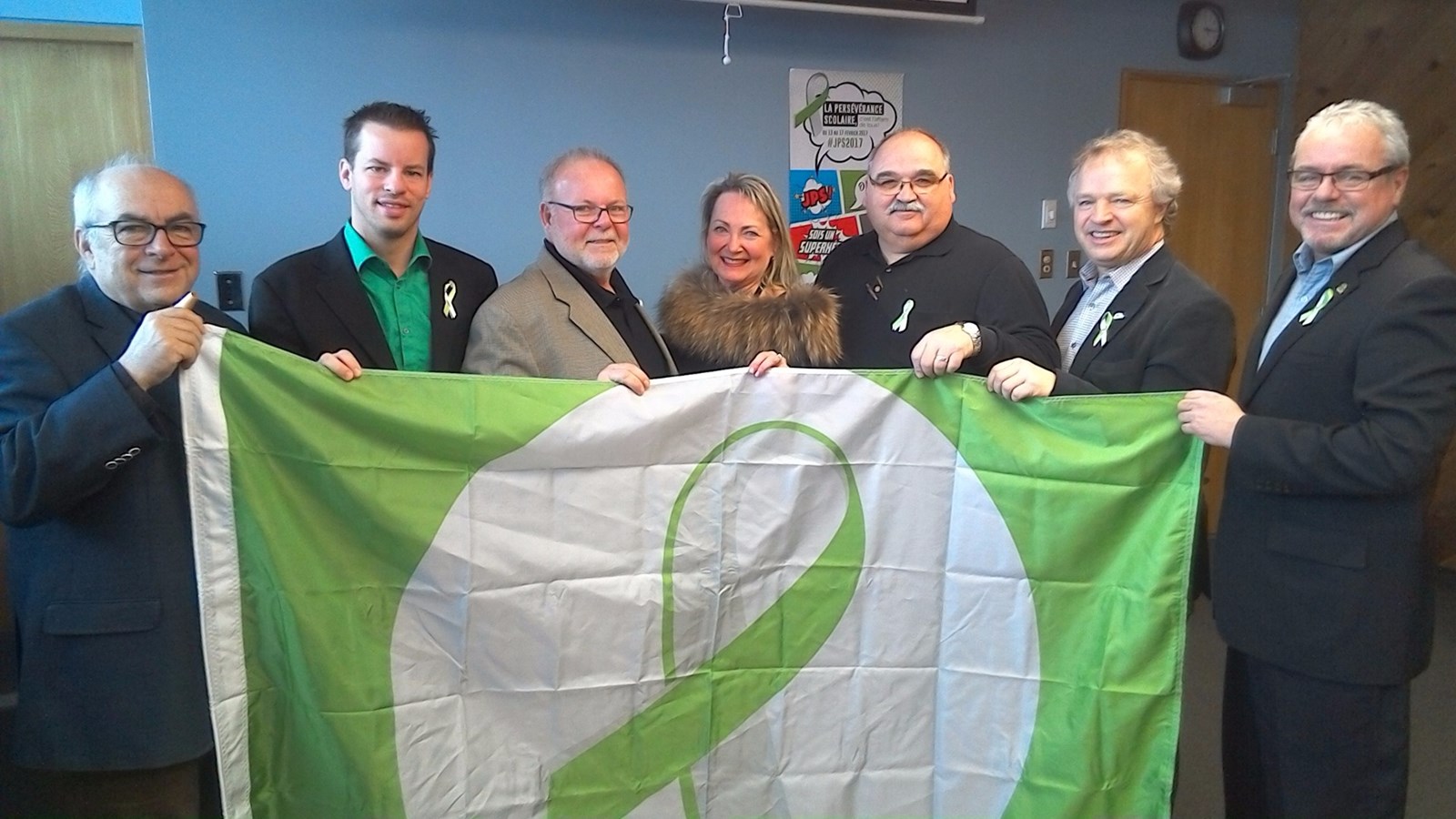 Les MRC lanaudoises hissent le drapeau de la persévérance scolaire!
