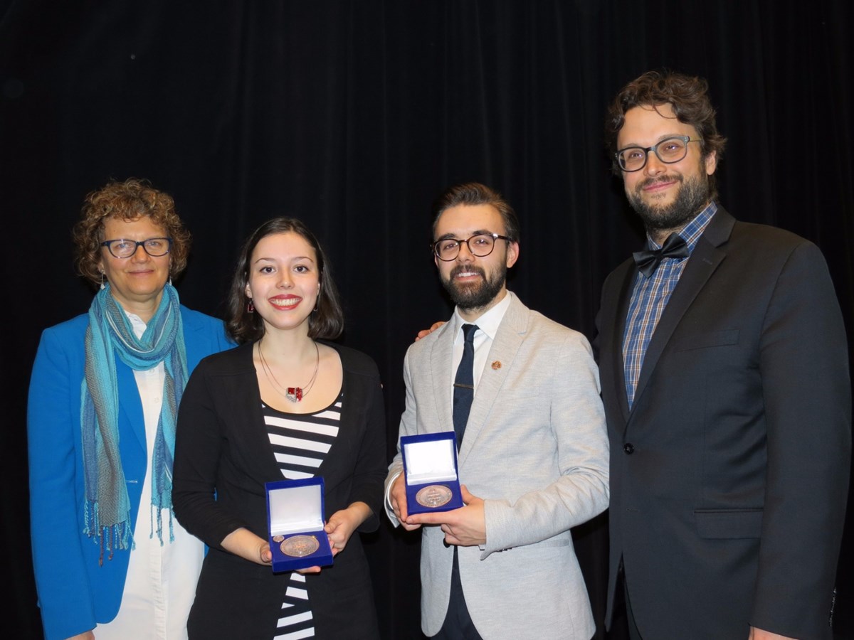 Remise des médailles du Lieutenant-gouverneur pour la jeunesse 2017  Distinction honorifique pour cinq étudiants du Cégep régional de Lanaudière 