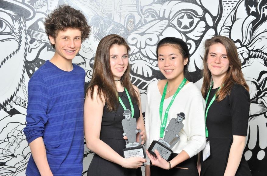 Kosma Roy, Félicie Giroux, Kim Bouchard, Alice Roy, « Je t’ai eu », gagnants du prix du Jury et du prix pour la meilleure réalisation. 