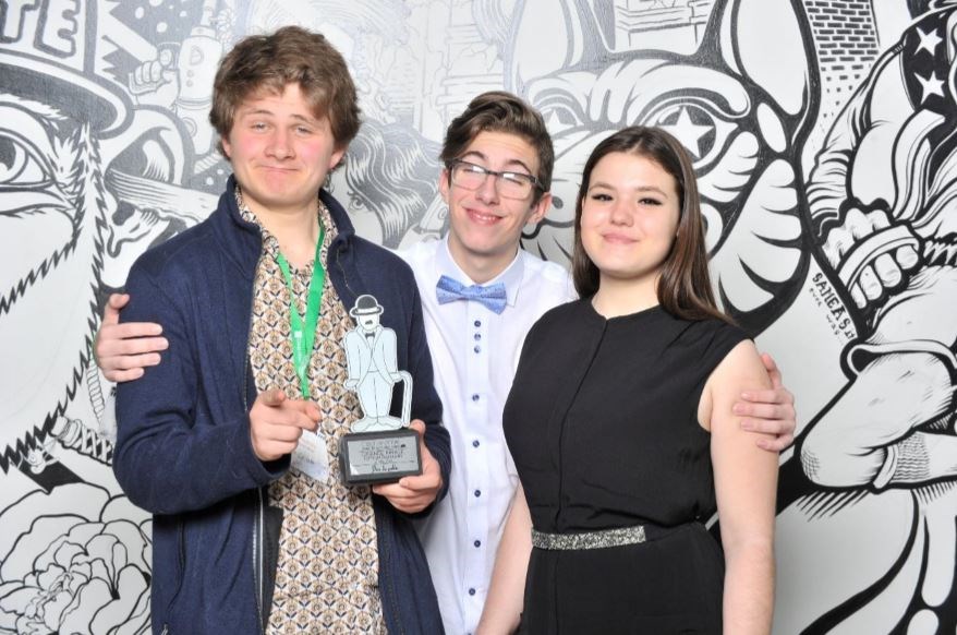 Joseph Roy, Thomas Beaucage et Catherine Mondor, « Le Cycliste », gagnants du prix du public. 