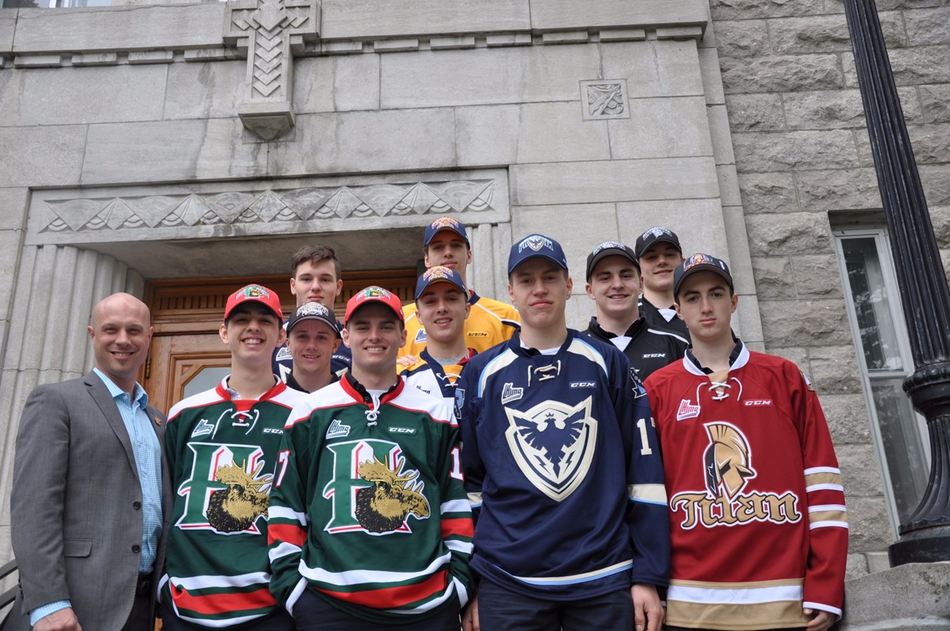 Onze élèves-athlètes du CEB ont été repêchés par la LHJMQ