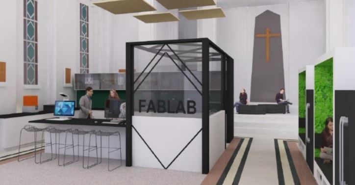 Le college Esther-Blondin presente son fablab