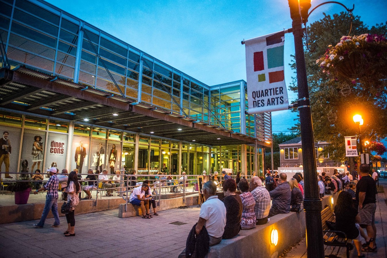 Des centres-villes animés pour vivre les avants et après-théâtres