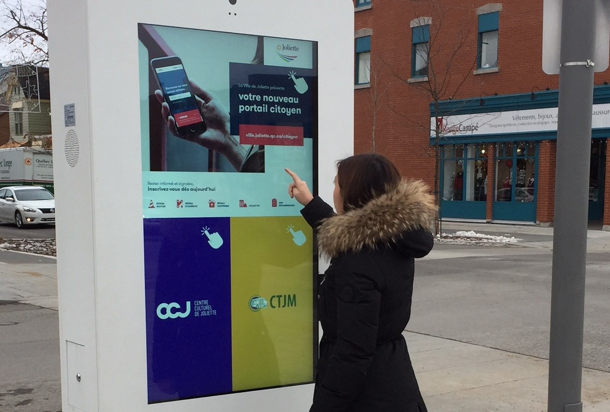 Deux nouvelles bornes interactives à Joliette
