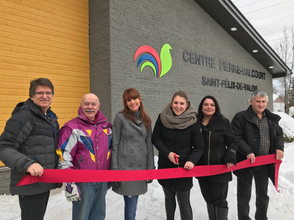 Inauguration du centre Pierre-Dalcourt à Saint-Félix-de-Valois