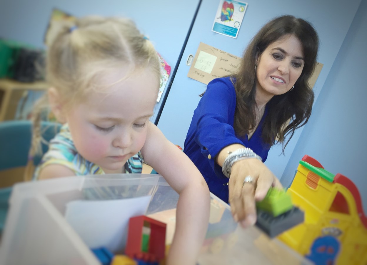 « La réussite scolaire, ça commence à la petite enfance », dit Véronique Hivon