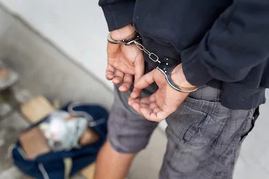 Saint-Charles-Borromée : deux arrestations en lien avec le braquage d'une arme à feu