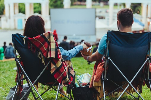 Terrebonne accueille ce soir le retour du cinéma en plein air