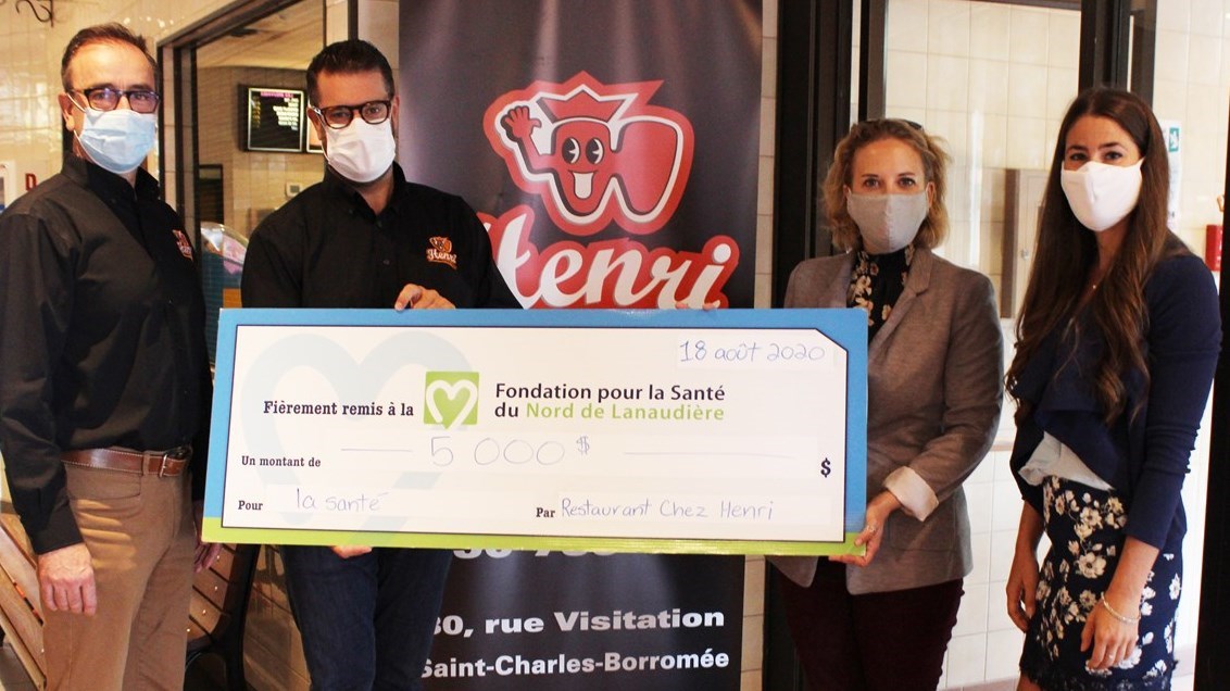 Le Restaurant Chez Henri remet 5 000 $ à la Fondation pour la Santé du Nord de Lanaudière 