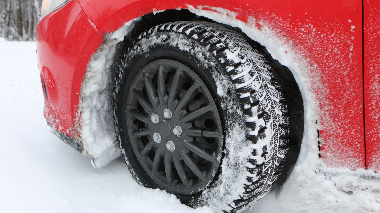  Pneus d'hiver : c'est obligatoire à compter d'aujourd'hui!