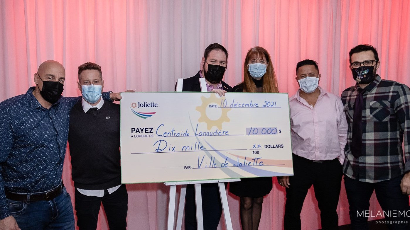 Joliette verse 10 000 $ à Centraide Lanaudière