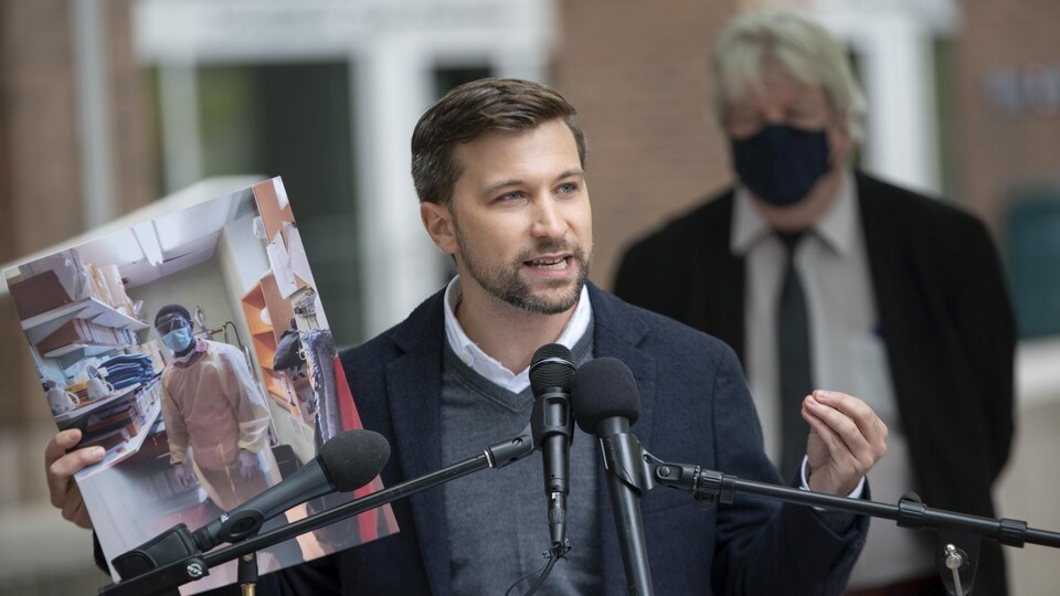 Québec solidaire aimerait rendre disponibles les masques N95