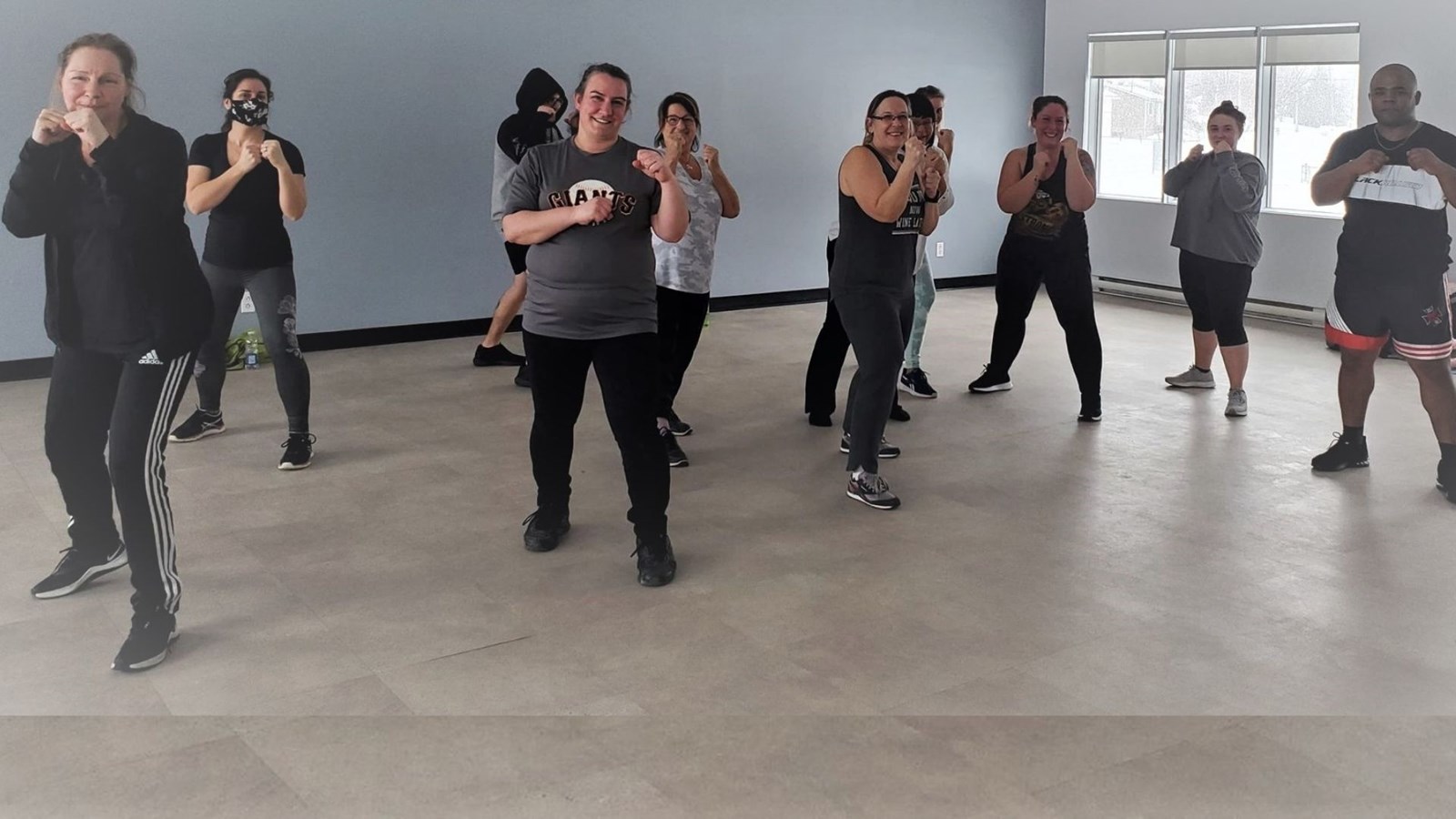 Un Champion Junior de kick-boxing partage son talent à Lavaltrie