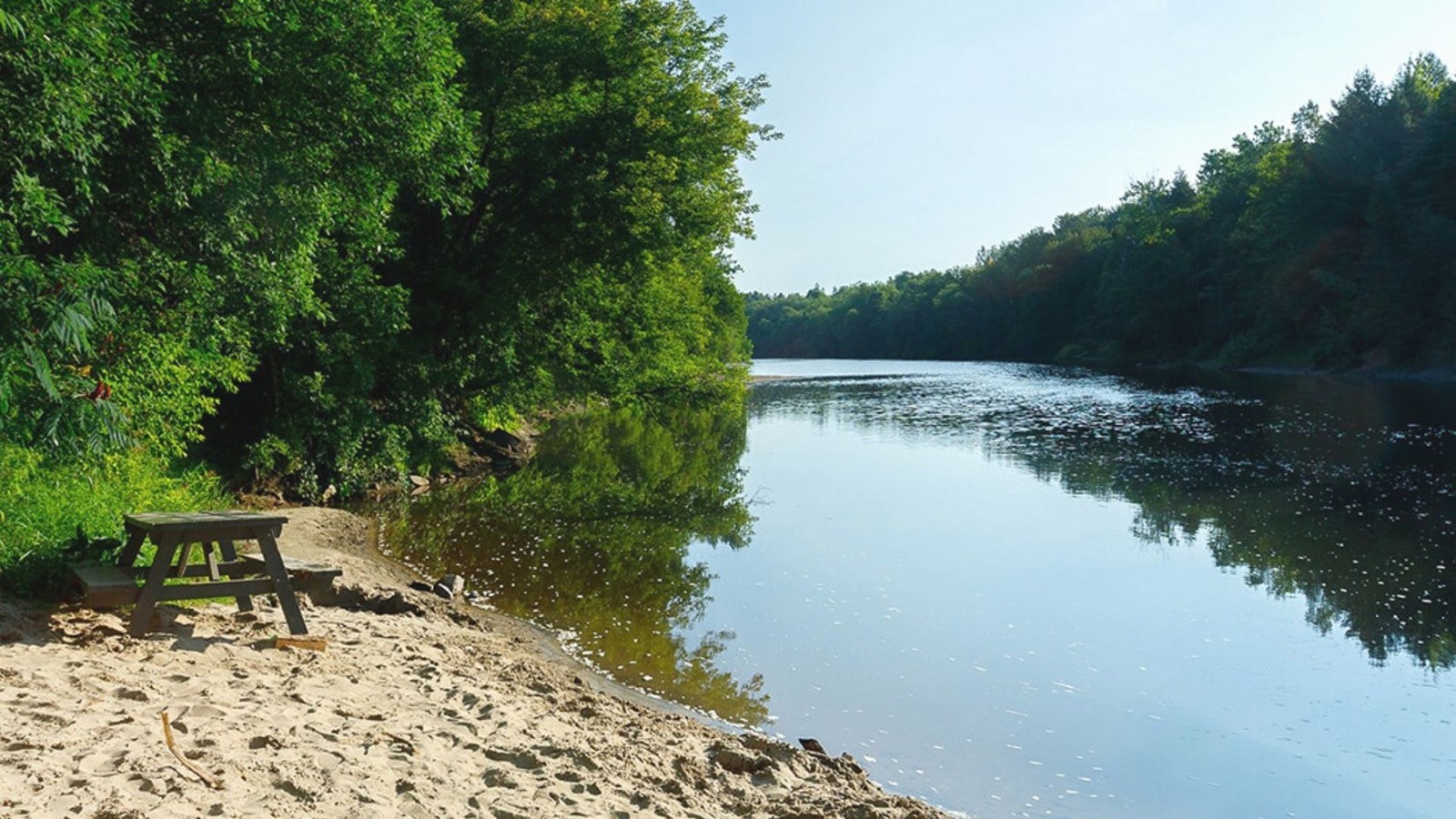 Fermeture temporaire de la plage Saint-Jean-Bosco
