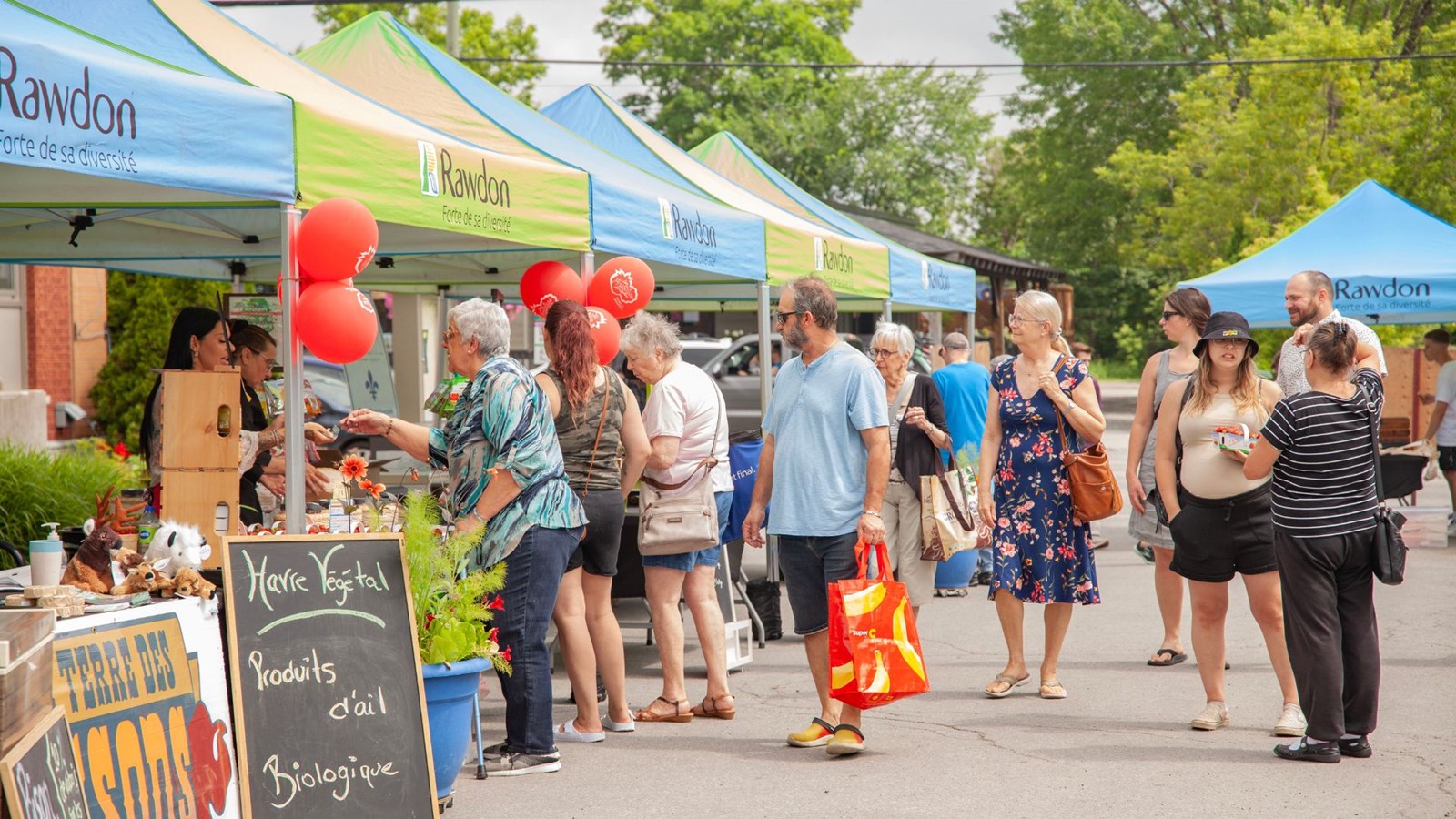 Le Marché public La Récolte s’installe à Rawdon