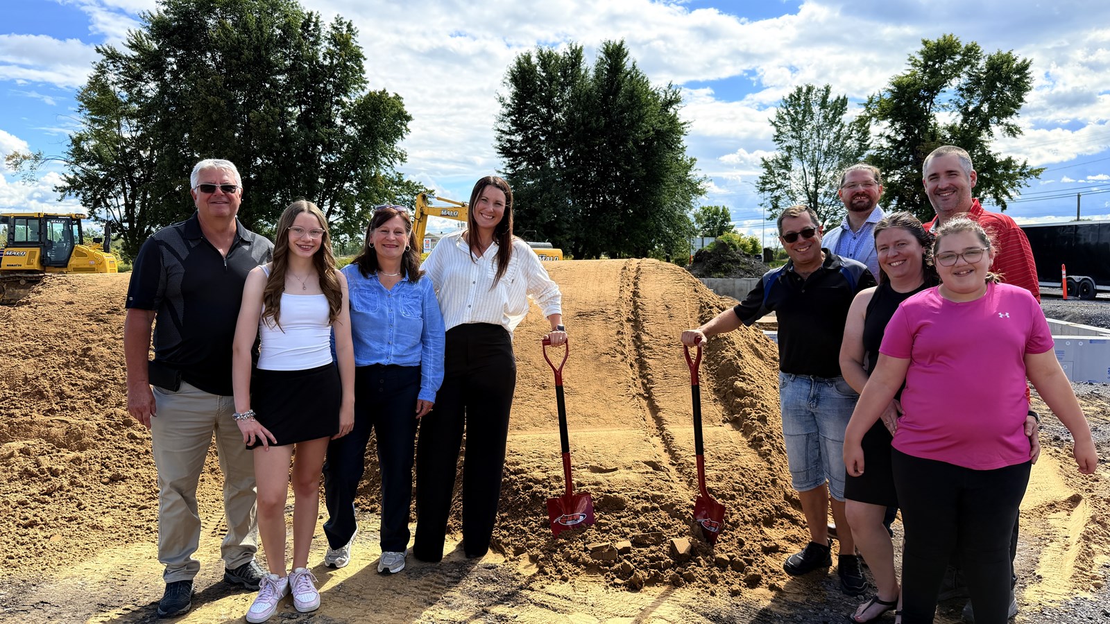 Coup d'envoi officiel du chantier du nouveau complexe Sportdek et Guidi.co