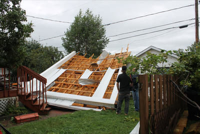 Une tornade frappe 70 résidences