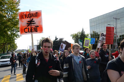 Les étudiants de la région manifestent à Trois-Rivières