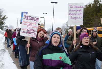 Les cours suspendus à l'UQTR