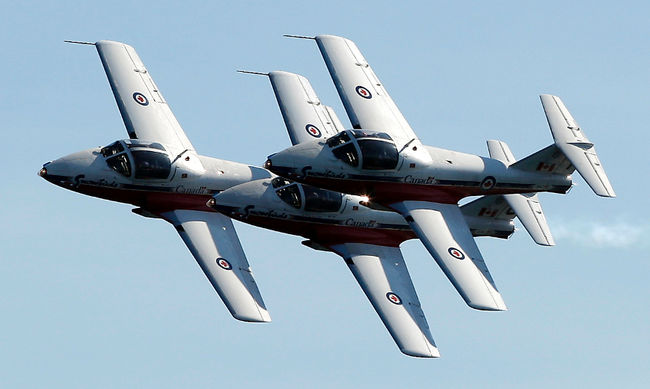 Les Snowbirds à Trois-Rivières