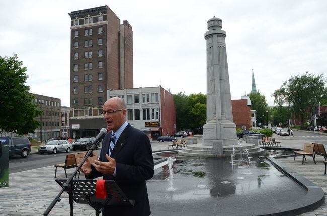 La place Pierre-Boucher rénovée