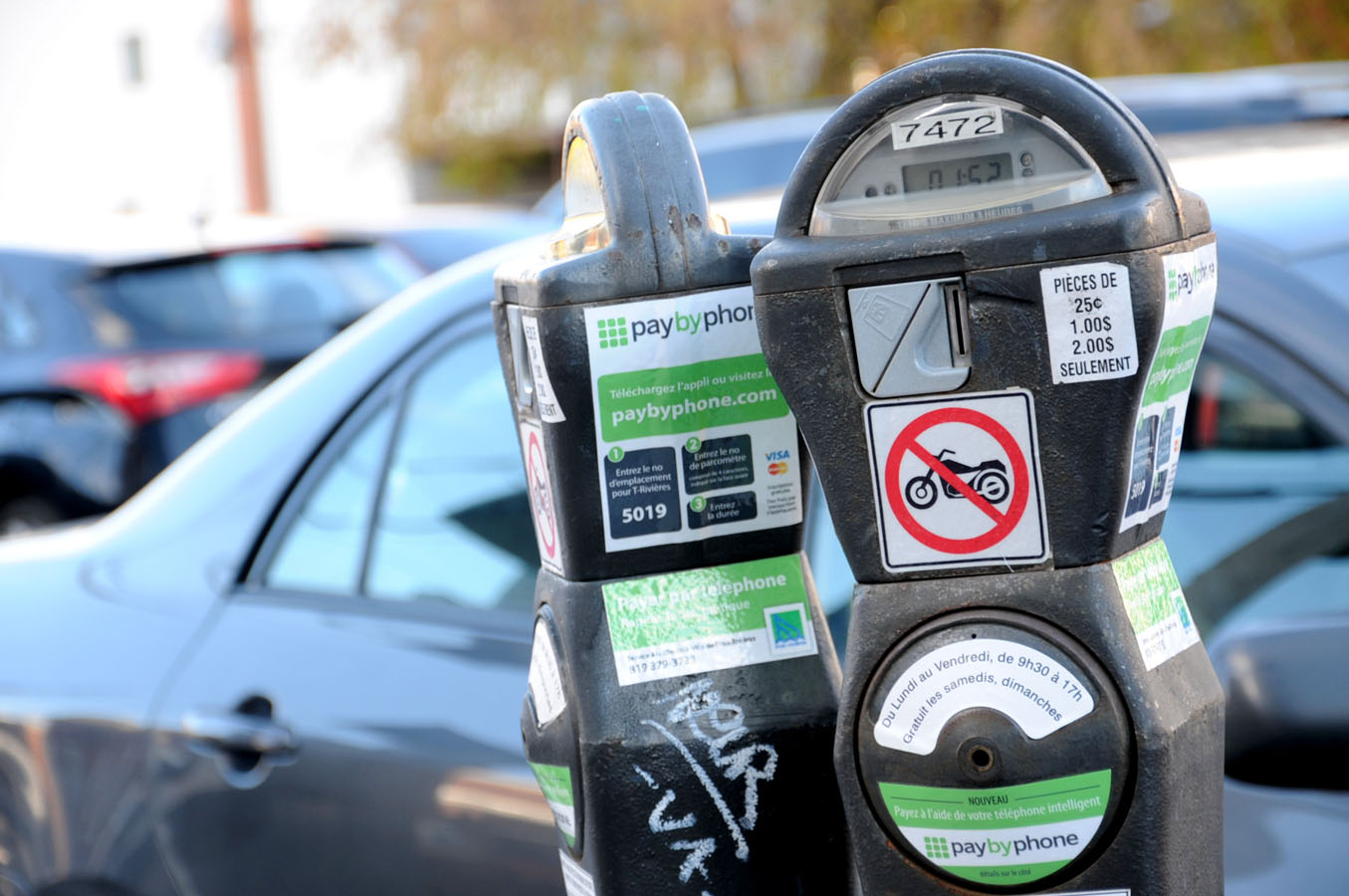 Une alerte pour le stationnement de nuit et l'instauration de PayByPhone partout