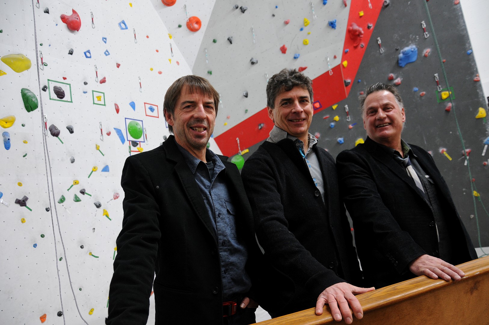 Le président et directeur général de Maïkan Aventure, Yves Lamothe; un actionnaire de Maïkan Aventure, Marc St-Onge et un actionnaire de Maïkan Aventure ainsi que propriétaire de l'Éco-Café « Une faim de loup », Louis Lessard.