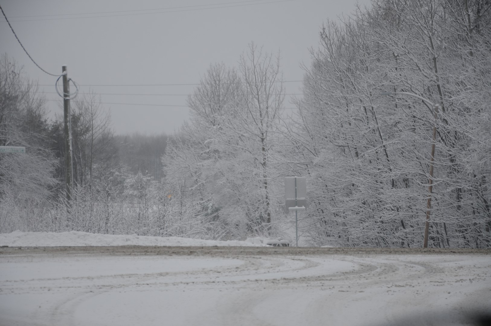 MERCREDI 10 DÉCEMBRE - Grésil, pluie verglaçante, neige et vent