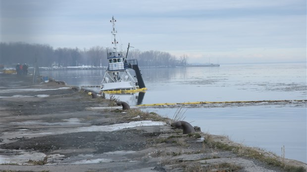 Un nouveau plan de renflouement du bateau-remorqueur doit être livré aux autorités