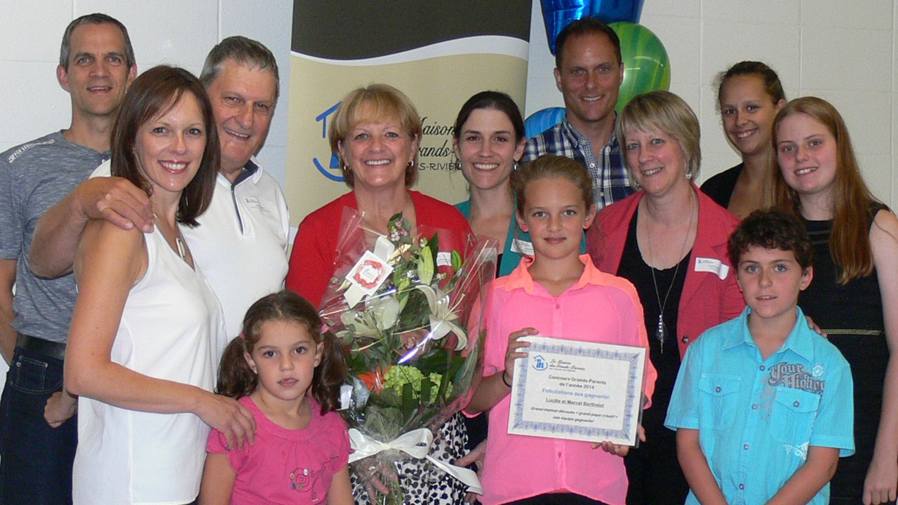 Voici la photo des grands-parents gagnants de l'année 2014.