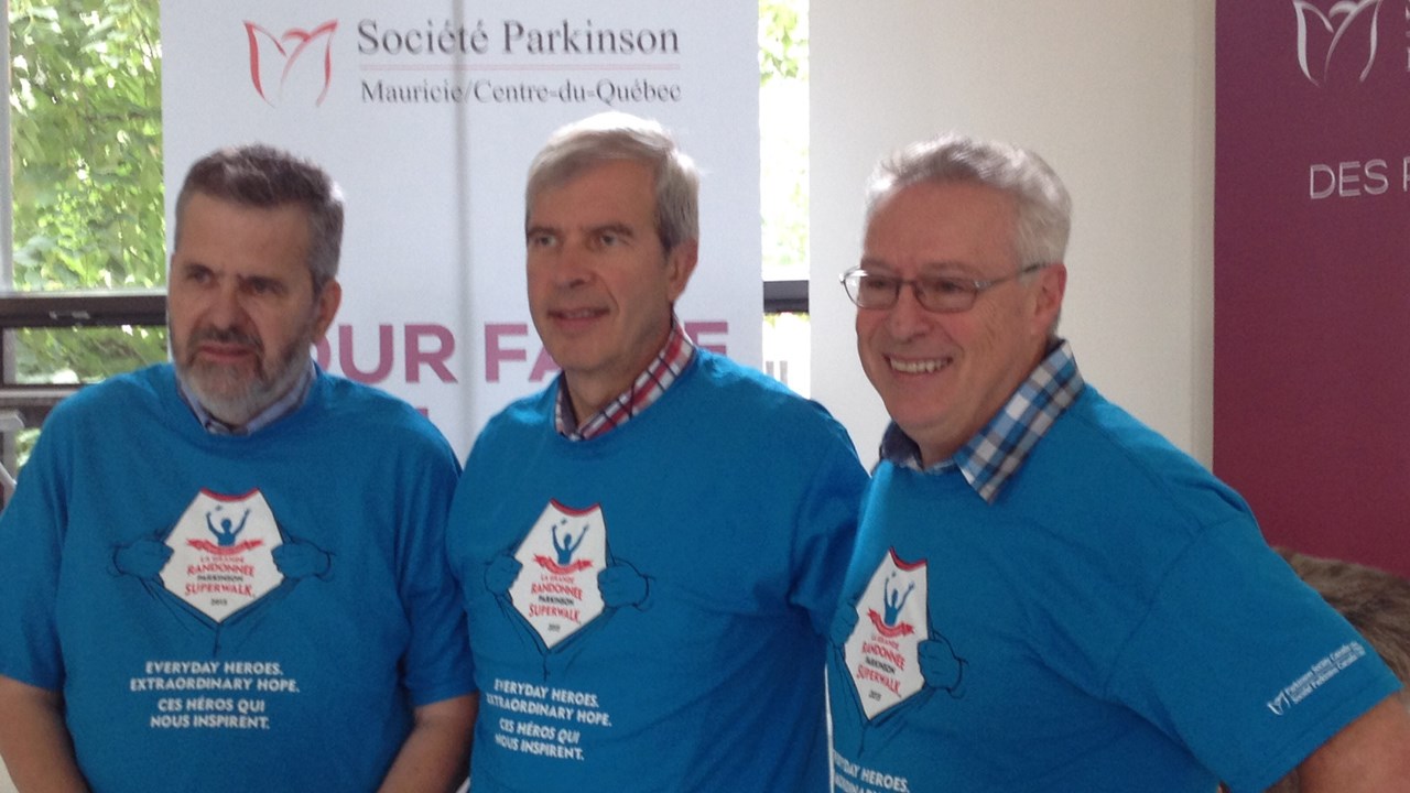 De gauche à droite, le vice-président de Parkinson Centre-du-Québec Mauricie, Marco Caron, le président d'honneur de la Grande randonnée, Christian Linard, et le président de Parkinson Centre-du-Québec Mauricie, Gérard Frenette.