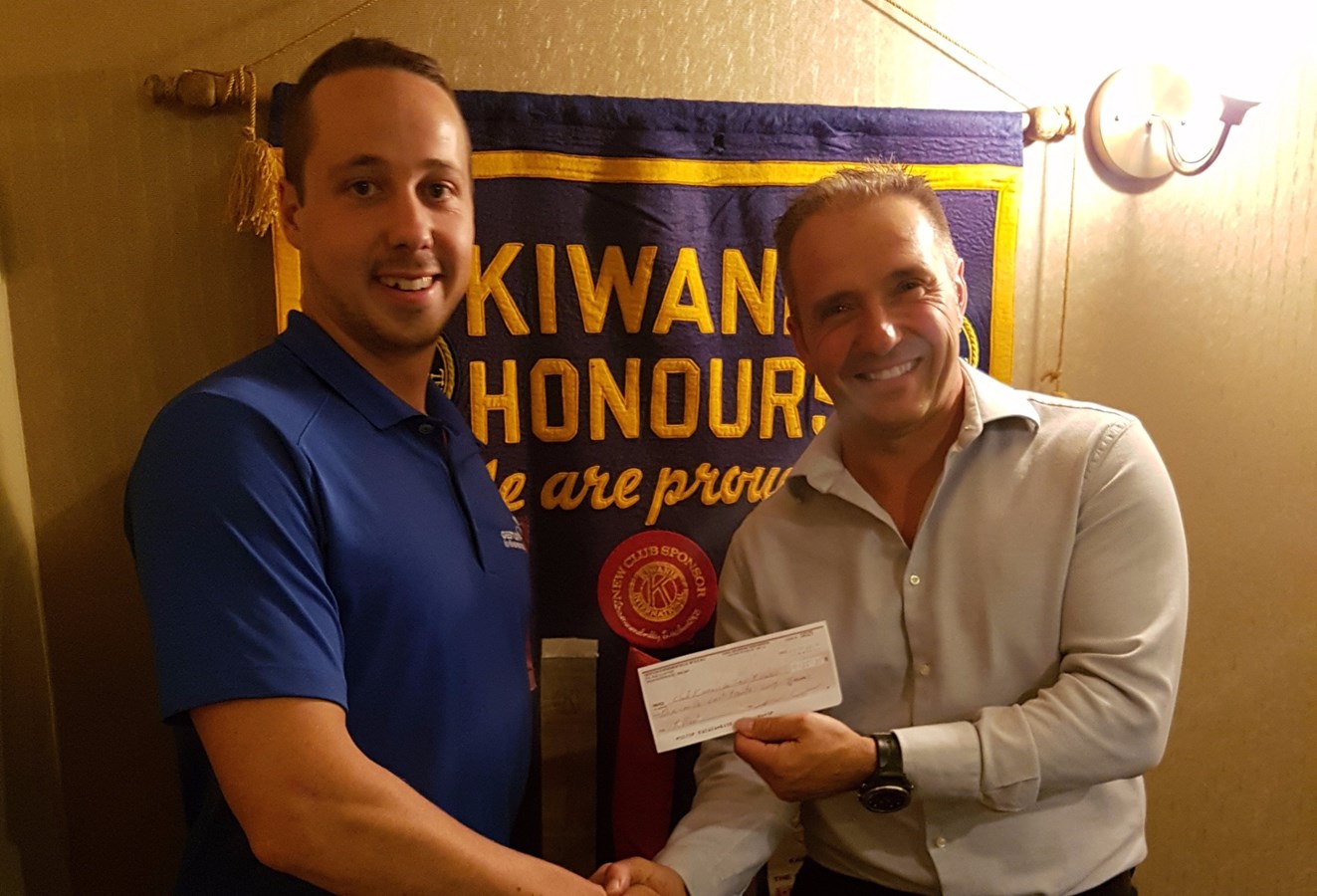 Le Ribfest remet 10 000$ au club Kiwanis de Trois-Rivières