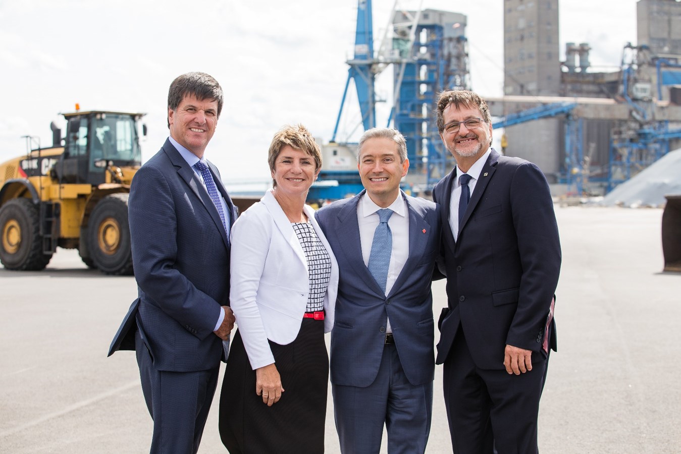Le ministre Champagne inaugure le début des activités sur le terminal 13 du Port de Trois-Rivières