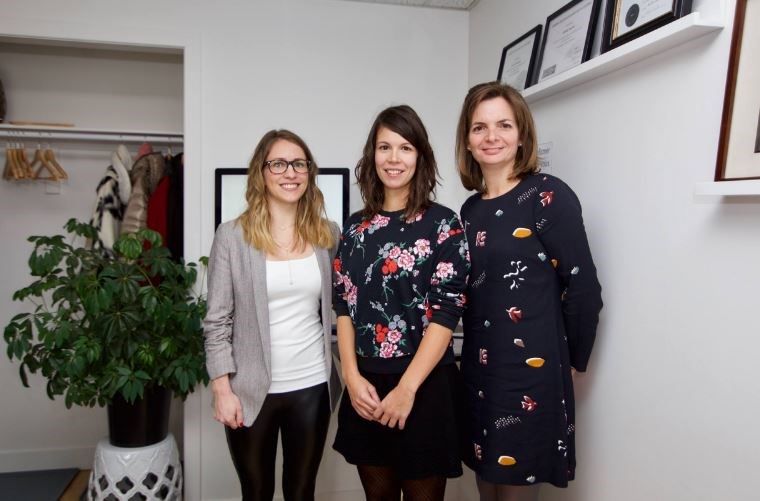 De droite à gauche : Mme Isabelle Frigon, Mme Edith Boisvert-Descôteaux et Mme Annie Stipanicic