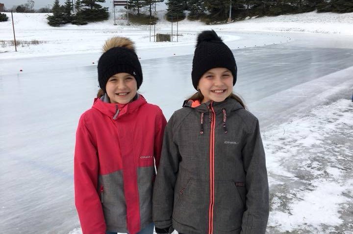 Ariane et Justine Joly