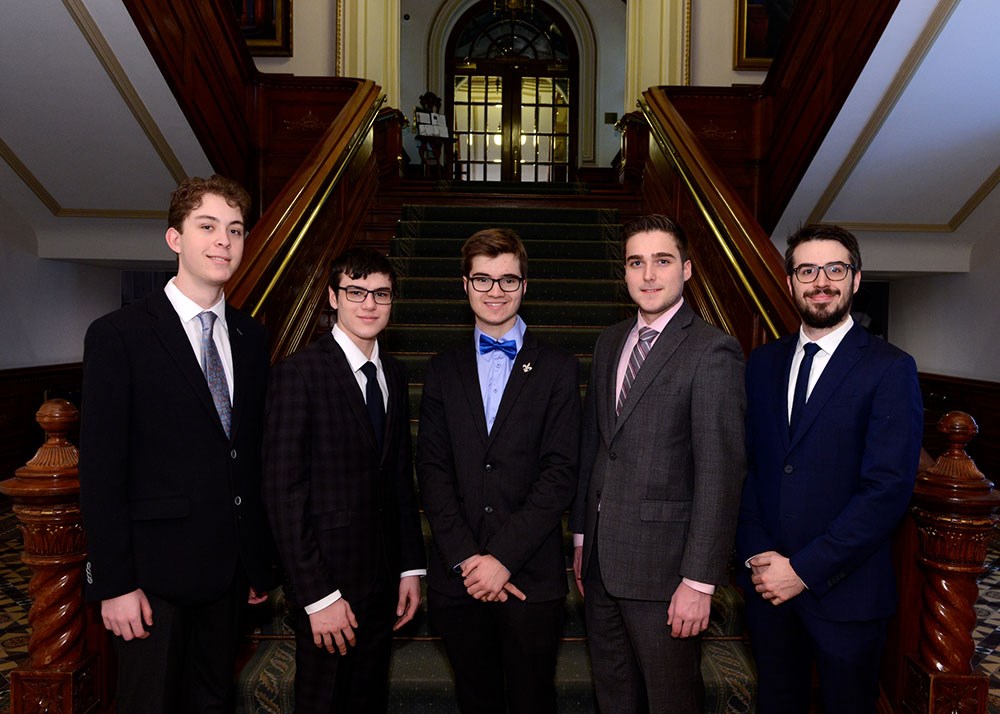 Quatre étudiants du Cégep de Trois-Rivières en simulation parlementaire
