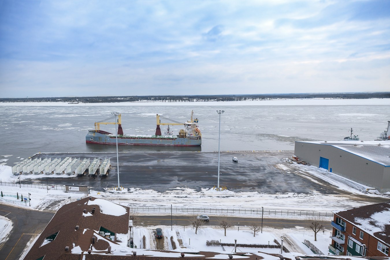 Le nouveau quai 9 accueille son premier navire au port de Trois-Rivières
