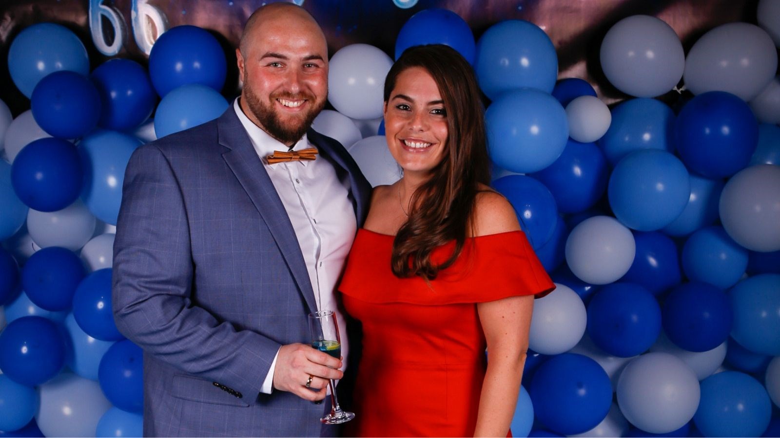 Photo de la nouvelle présidente de la Jeune Chambre de la Mauricie, Marie-Cristine
Pelchat St-Jacques, en compagnie de Steve Lafontaine, président sortant.