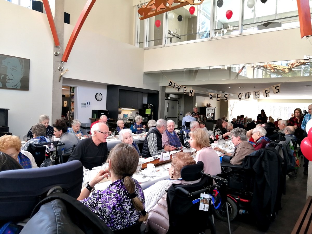 Les résidents des CHSLD évaluent leurs repas en centre d’hébergement